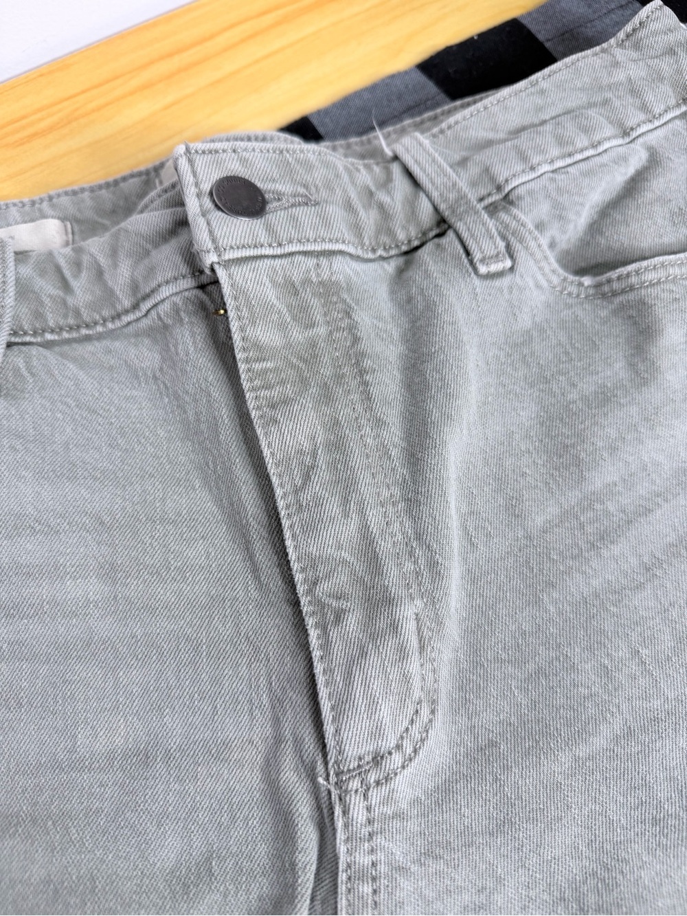 Universal Thread Denim Shorts Size 12 - Picture 2 of 6